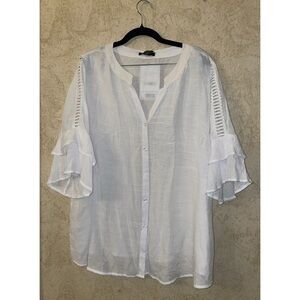 By design Flutter Sleeve White V-Neck Button Down Shirt New With Tags